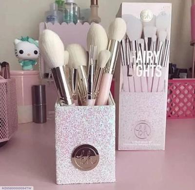 11 Pcs Makeup Brushes Set - Perfect Makeup Accessory for Blending, Contouring, and Eye Makeup